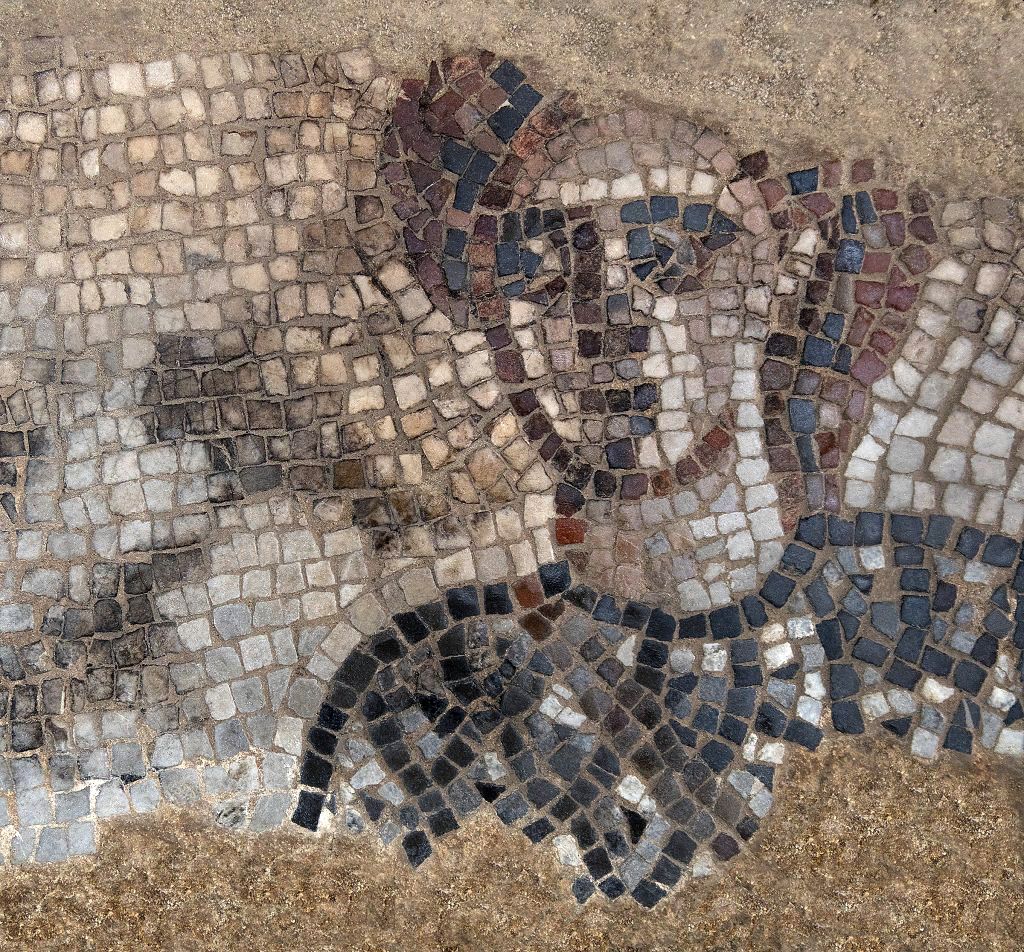 Древнейшие изображения ветхозаветных героинь Деворы и Иаили найдены в Израиле